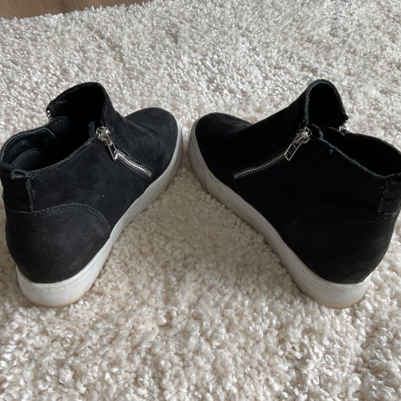 Black Soda platform booties - Picture 3 of 8